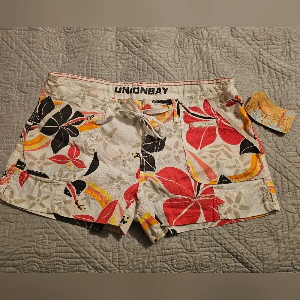 NWT Unionbay Hawaiian Print Shorts - Picture 1 of 5